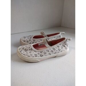Carter's grey cheetah print‎ shoes size 9